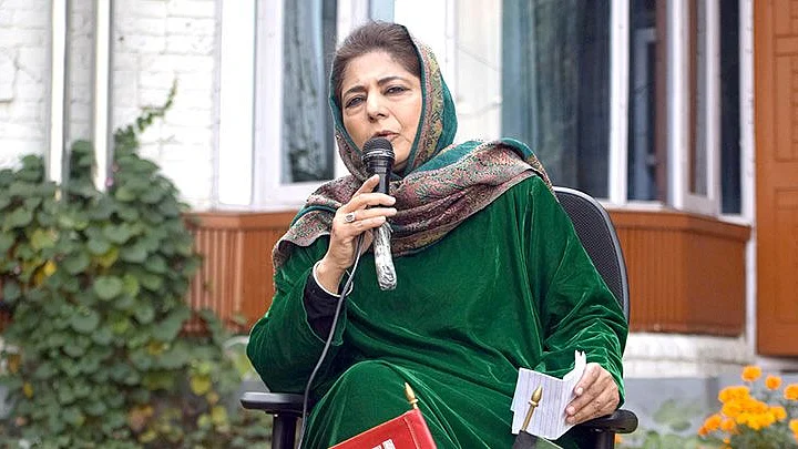 फोटो साभारः कश्मीर मीडिया 