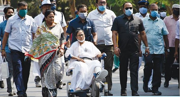 खरी-खरीः बंगाल में ममता ने बेकार कर दिया भगवा कैंप के हर पैंतरे को, मोदी-शाह सब पर अकेली दीदी भारी