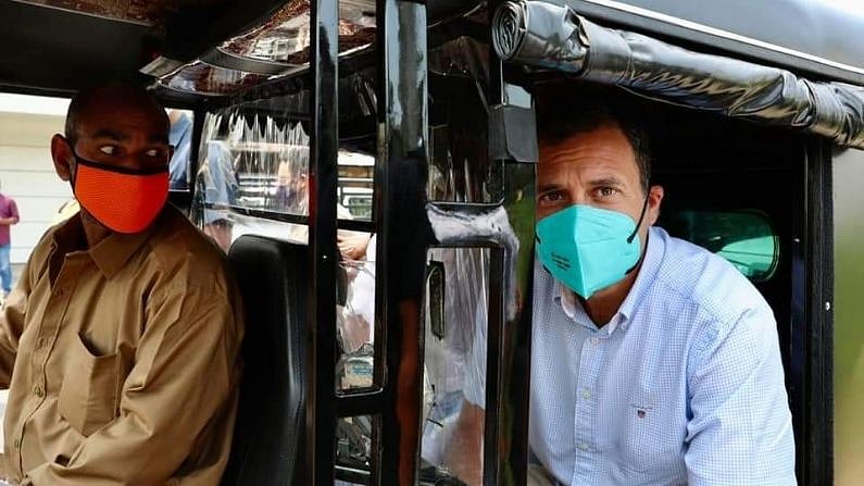 वीडियो: केरल में राहुल गांधी ने ऑटो में की सवारी, ऑटो चालक से उसके कामकाज के बारे में की बातचीत   