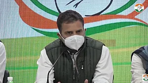 कोरोना के बढ़ते केस के चलते राहुल गांधी ने बंगाल में रद्द कीं सभी चुनावी सभाएं, दूसरे नेताओं को भी दी ये सलाह