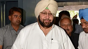 पंजाब सीएम ने राजनीतिक सभाओं पर लगाई रोक, उल्लंघन करने वालों के खिलाफ कार्रवाई की चेतावनी