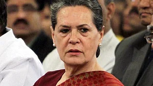 छत्तीसगढ़ नक्सली हमला: सोनिया गांधी ने जताया शोक, कहा- केंद्रीय बलों को हर किस्म की मदद देने को तैयार राज्य सरकार