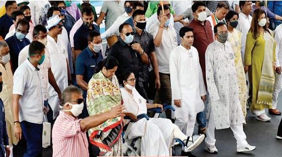 बंगाल चुनावः तीसरे-चौथे चरण में बीजेपी के सामने रोड़े ही रोड़े, टीएमसी के गढ़ में सेंध लग पाना मुश्किल