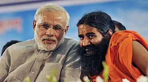 टीकाकरण को बदनाम कर रहे रामदेव, देशद्रोह का केस हो, IMA ने पीएम मोदी को लिखा पत्र