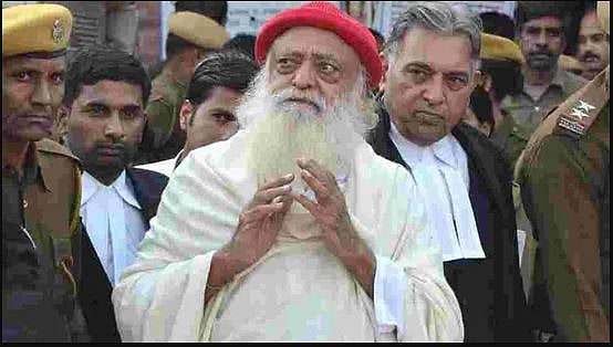 गलत तरीके से जेल से बाहर रहने की जुगाड़ में है आसाराम, राजस्थान सरकार ने सुप्रीम कोर्ट को बताया