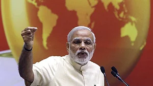 विष्णु नागर का व्यंग्यः अब झूठ ही सत्य का मर्म, झूठ ही ब्रह्मवाक्य, सुनते रहो और पछताते रहो!