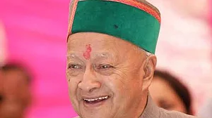 वीरभद्र सिंह के निधन पर राष्ट्रपति, पीएम मोदी, राहुल-प्रियंका गांधी समेत कई नेताओं ने जताया दुख, जानें क्या कहा?