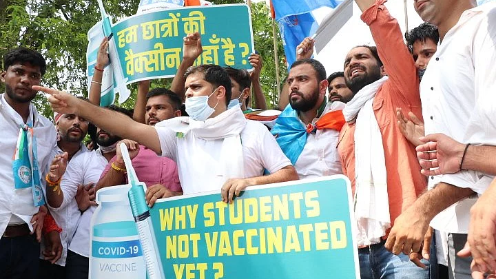 फोटोः @nsui