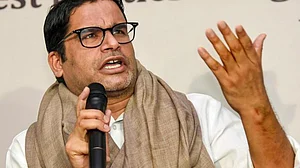 त्रिपुरा गई प्रशांत किशोर की टीम को पुलिस ने होटल में नजरबंद किया, टीएमसी ने लगाया बीजेपी पर आरोप