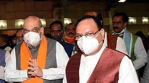 कर्नाटक में सियासी नाटक जारी! नए मुख्यमंत्री को लेकर नाम पर बीजेपी में मंथन