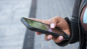 केंद्रीय मंत्रियों, पत्रकारों और सुप्रीम कोर्ट के जज के फोन की हो रही थी जासूसी, 'पेगासस प्रोजेक्ट' में खुलासा