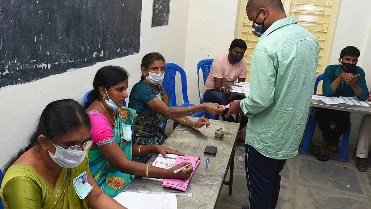 फोटोः IANS