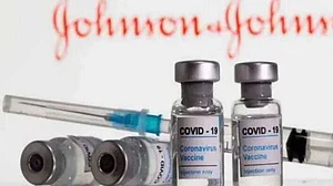देश में सिंगल खुराक वाली जॉनसन की वैक्सीन को मिली मंजूरी, कोरोना के खिलाफ जंग में जुड़ा एक और हथियार
