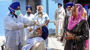 पंजाब में एंट्री के लिए अब फुल वैक्सीनेशन या RT–PCR निगेटिव रिपोर्ट जरूरी, अमरिंदर सरकार ने जारी किए आदेश