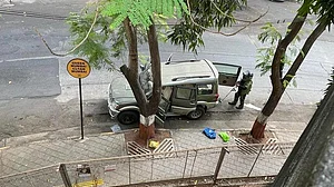 अंबानी के घर के बाहर मिली विस्फोटक लदी गाड़ी पर रहस्य बरकरार, महाराष्ट्र कांग्रेस ने जांच में देरी पर NIA को घेरा