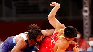 Tokyo Olympic: रेसलर बजरंग का गोल्ड-सिल्वर जीतने का सपना टूटा, वर्ल्ड चैंपियन हाजी से हारे, ब्रॉन्ज की उम्मीदें बरकरार
