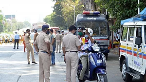 दिल्ली आतंकी मॉड्यूल का भांडाफोड़: महाराष्ट्र एटीएस, पुलिस ने संदिग्ध के परिजनों से की पूछताछ