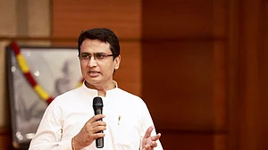 दिल्ली में निगम-सरकार की मिलीभगत से सील इमारतों में चल रहे कई कारोबार, कांग्रेस ने लगाया भ्रष्टाचार का आरोप