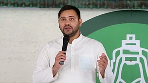 जातीय जनगणना से केंद्र के इनकार के बाद तेजस्वी ने शुरू की घेराबंदी, 33 नेताओं को लिखा पत्र