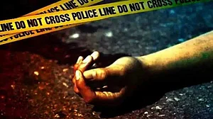 दिल्ली: कालकाजी में दोहरे हत्याकांड से मची सनसनी, किर्गिज़स्तान की महिला और उसके बेटे की चाकू से गोदकर हत्या