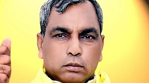 उत्तर प्रदेश में होंगे 5 सीएम और 20 डिप्टी सीएम, ओम प्रकाश राजभर का अजीबोगरीब चुनावी वादा!
