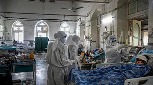 भारत में कोरोना के 27,254 नए मामले आए सामने, पिछले 24 घंटों में 219 मरीजों की हुई मौत, केरल का बुरा हाल!