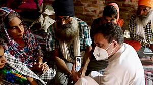 लखीमपुर कांड: राष्ट्रपति कोविंद से मिलने का कांग्रेस ने मांगा वक्त, राहुल गांधी और कई वरिष्ठ नेता सौंपेगे ज्ञापन
