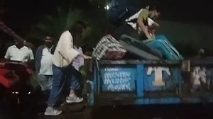 बेंगलुरू में बारिश से बुरा हाल, हवाईअड्डे पर भरा पानी , यात्री परेशान