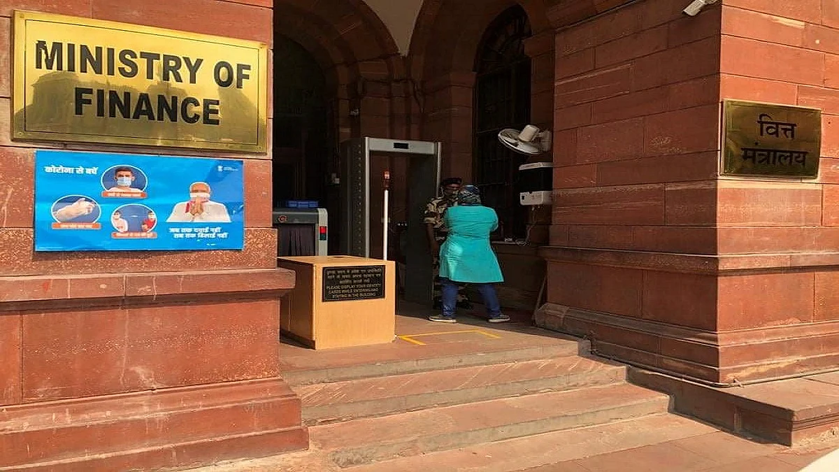 देश भर में 260 आईआरएस अफसर इधर-उधर, 189 को दिया गया एडिशनल चार्ज, सीनियर अफसरों को दे दिया गया जूनियर पद का काम