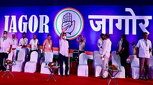 बड़ी खबर LIVE: BJP की विचारधारा से लड़ने के लिए कार्यकर्ताओं को बधाई, गोवा में दलबदलुओं को पार्टी में जगह नहींः राहुल गांधी
