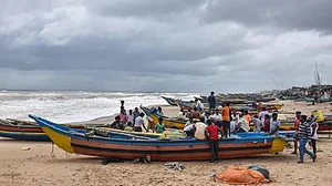 वीडियो: अब चक्रवात 'शाहीन' बरपाएगा कहर! इन इलाकों में दिखेगा असर, NDRF-SDRF ने संभाला मोर्चा