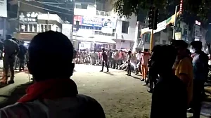 सहारनपुरः हिन्दू संगठन के जबरन मुगल रेस्टोरेंट बंद कराने पर बवाल, कड़ी मशक्कत के बाद प्रशासन ने हालात संभाला