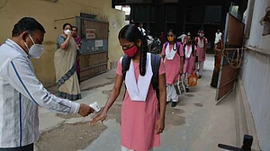 तेलंगाना के सरकारी स्कूल में कोरोना विस्फोट, 29 बच्चे पॉजिटिव, दहशत में परिजन और शिक्षक