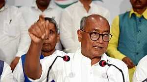 सत्ता भोगी संगठन बना RSS, 'हिंदुत्व' विचारधारा पर नफरत और हिंसा फैलाने वालों का हुआ कब्जाः दिग्विजय सिंह