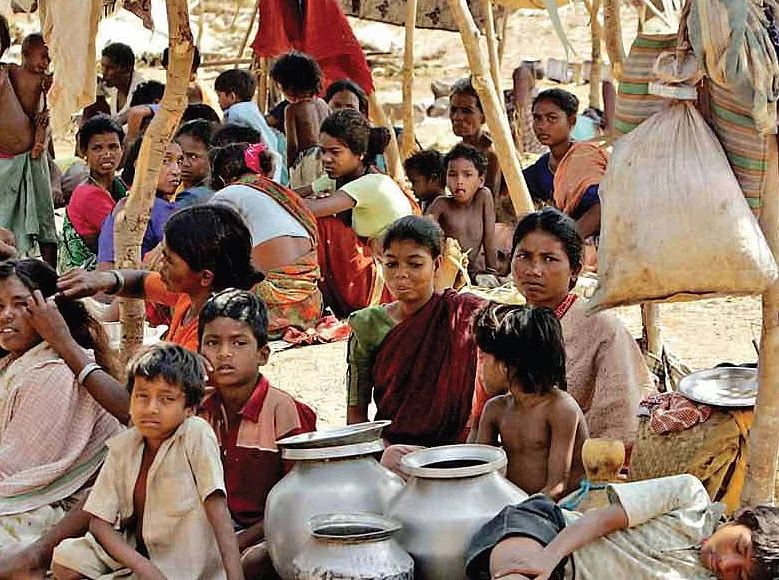 विकास सुनिश्चित करने में ही नहीं, गरीबी को
दूर करने में भी संसाधनों और आय के समान पुनर्वितरण की है बड़ी भूमिका