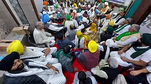 किसान आंदोलन का एक साल: 29 नवंबर से पूरे शीत सत्र के दौरान हर रोज़ 500 ट्रैक्टर करेंगे संसद की तरफ मार्च