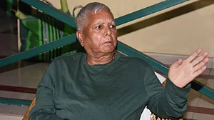 राबड़ी के बाद लालू यादव से पूछताछ करने मीसा के घर पहुंची CBI, रोहिणी आचार्य बोलीं- सब याद रखा जाएगा