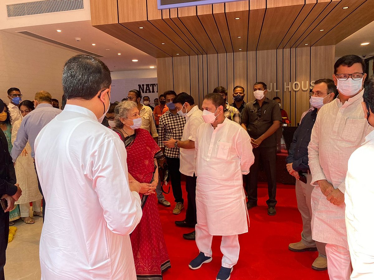 LIVE: ‘नेशनल हेराल्ड’ का मुंबई एडिशन लॉन्च