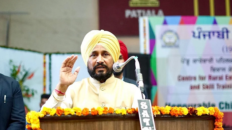 फोटोः @CHARANJITCHANNI