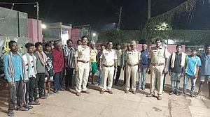 आंध्र प्रदेश में बंधक बनाए गए झारखंड के 16 मजदूर हुए मुक्त, हेमंत सोरेन के हस्तक्षेप के बाद पुलिस ने छुड़ाया
