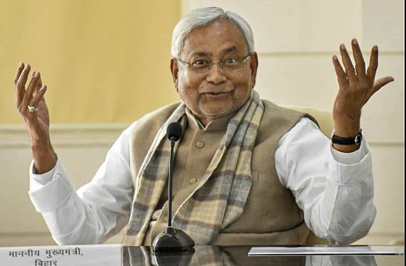 बिहार में कोरोना वैक्सीनेशन की फिर खुली पोल, सहरसा में पीएम मोदी, राहुल गांधी समेत कई हस्तियों को दे दिया टीका