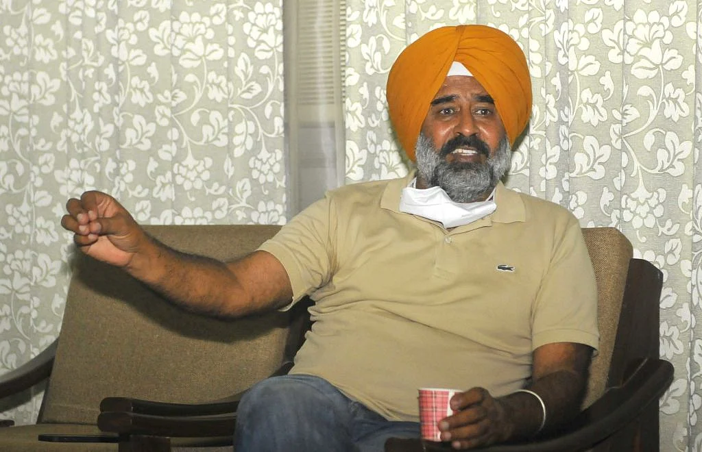 पंजाब शिक्षा मंत्री परगट सिंह का दिल्ली डिप्टी सीएम को करारा जवाब, कहा- पैरामीटर पर जहां चाहें बहस कर लें...