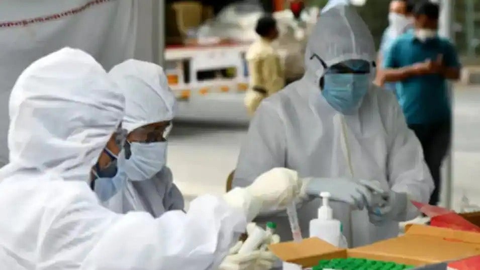 वीडियो: देश में अब हर रोज आएंगे 10 लाख केस, इस महीने में पीक पर होगी कोरोना की तीसरी लहर: स्टडी 