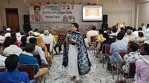 चुनावः अब यूपी में होगी वर्चुअल लड़ाई, बीजेपी और कांग्रेस के पास है ट्रेंड टीम, सपा को अपनी विलपॉवर पर भरोसा