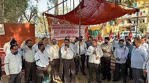 चुनावी चिंता में झुकी मोदी सरकार, रद्द किया सीईएल को कौड़ियों के दाम बेचने का सौदा
