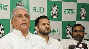 बिहारः RJD ने जातीय जनगणना और विशेष राज्य के मुद्दे पर JDU के समर्थन का किया ऐलान, तिलमिलाई BJP, राजनीति गर्माई