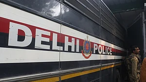 गणतंत्र दिवस से पहले दिल्ली में लावारिस बैग मिलने से हड़कंप, जांच करने पर मिला लैपटॉप और अन्य दस्तावेज