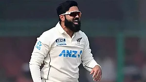 खेल की खबरें: ICC प्लेयर ऑफ द मंथ बना NZ का ये खिलाड़ी और ट्रेंट बोल्ट ने टेस्ट क्रिकेट में पूरे किए 300 विकेट