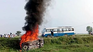 लखीमपुर हिंसा: SIT ने दो किसानों को किया गिरफ्तार, BJP के 3 कार्यकर्ताओं की हत्या का आरोप