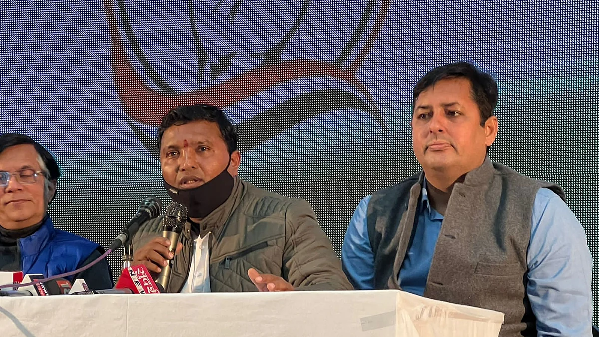 फोटोः @srinivasiyc